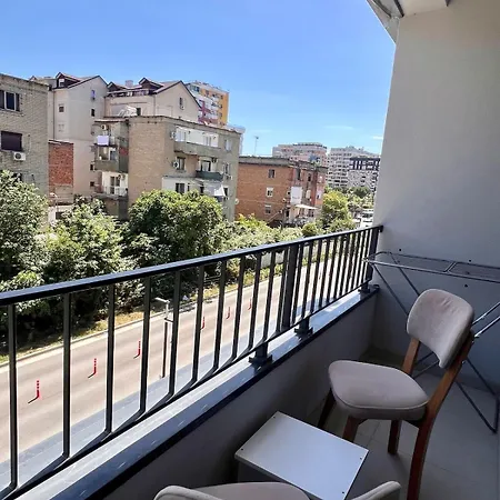 Urban Oasis Pertrela Appartement *